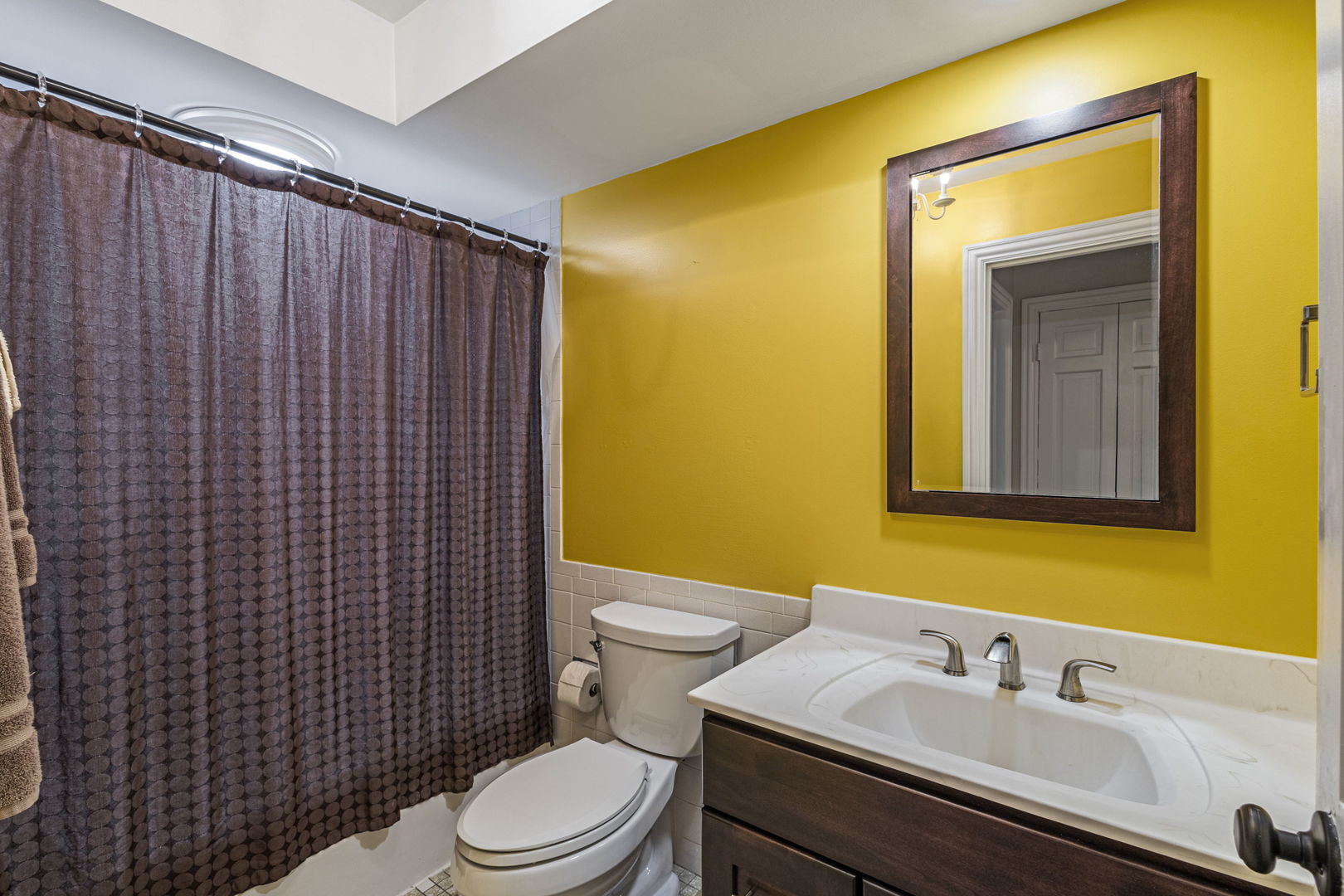 7323 Heritage Court #1A, Frankfort, IL 60423