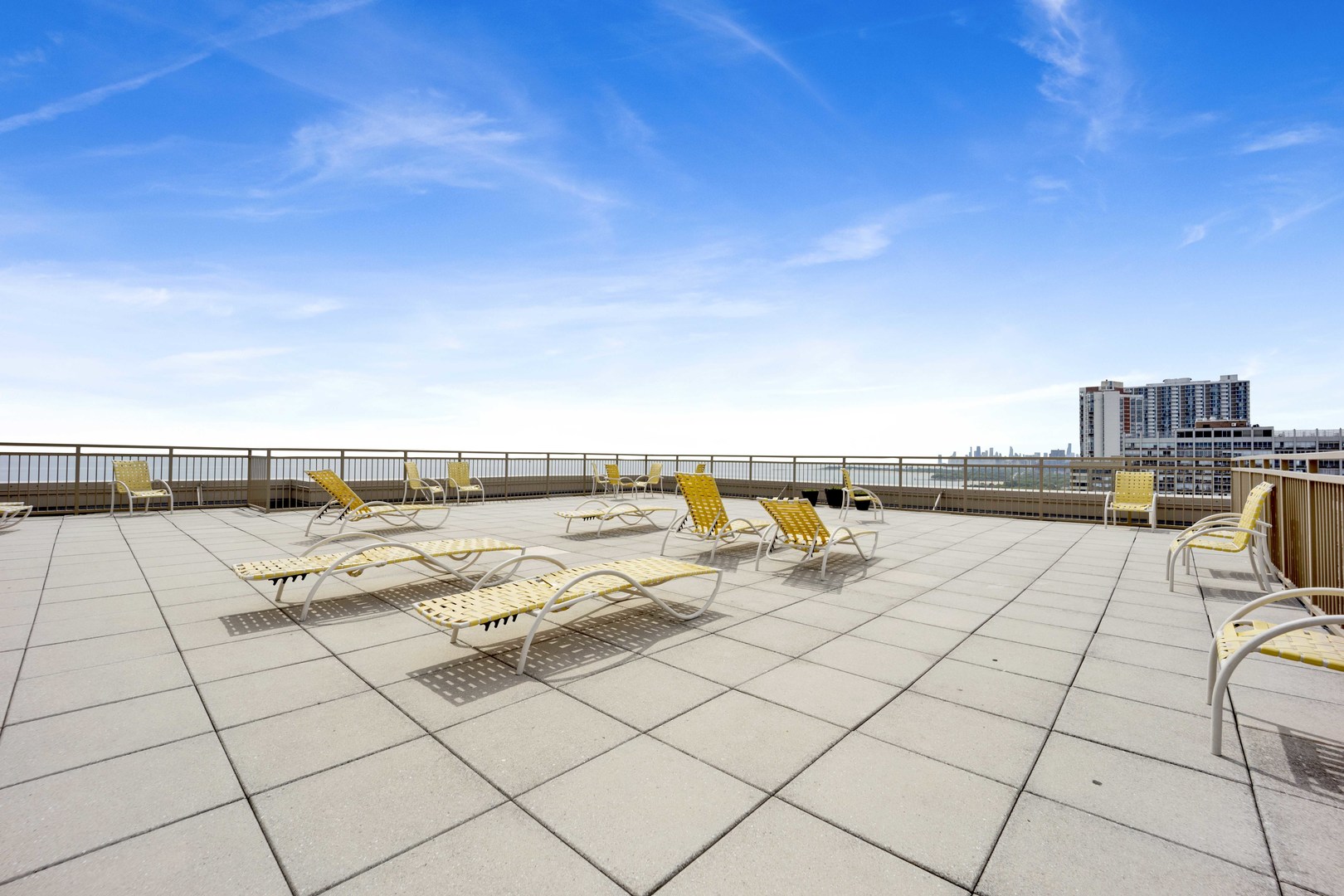 6301 N Sheridan Road #14L, Chicago, IL 60660