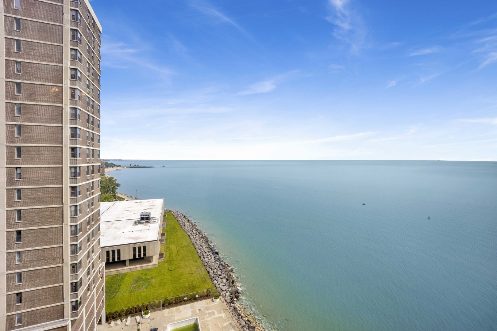 6301 N Sheridan Road #14L, Chicago, IL 60660