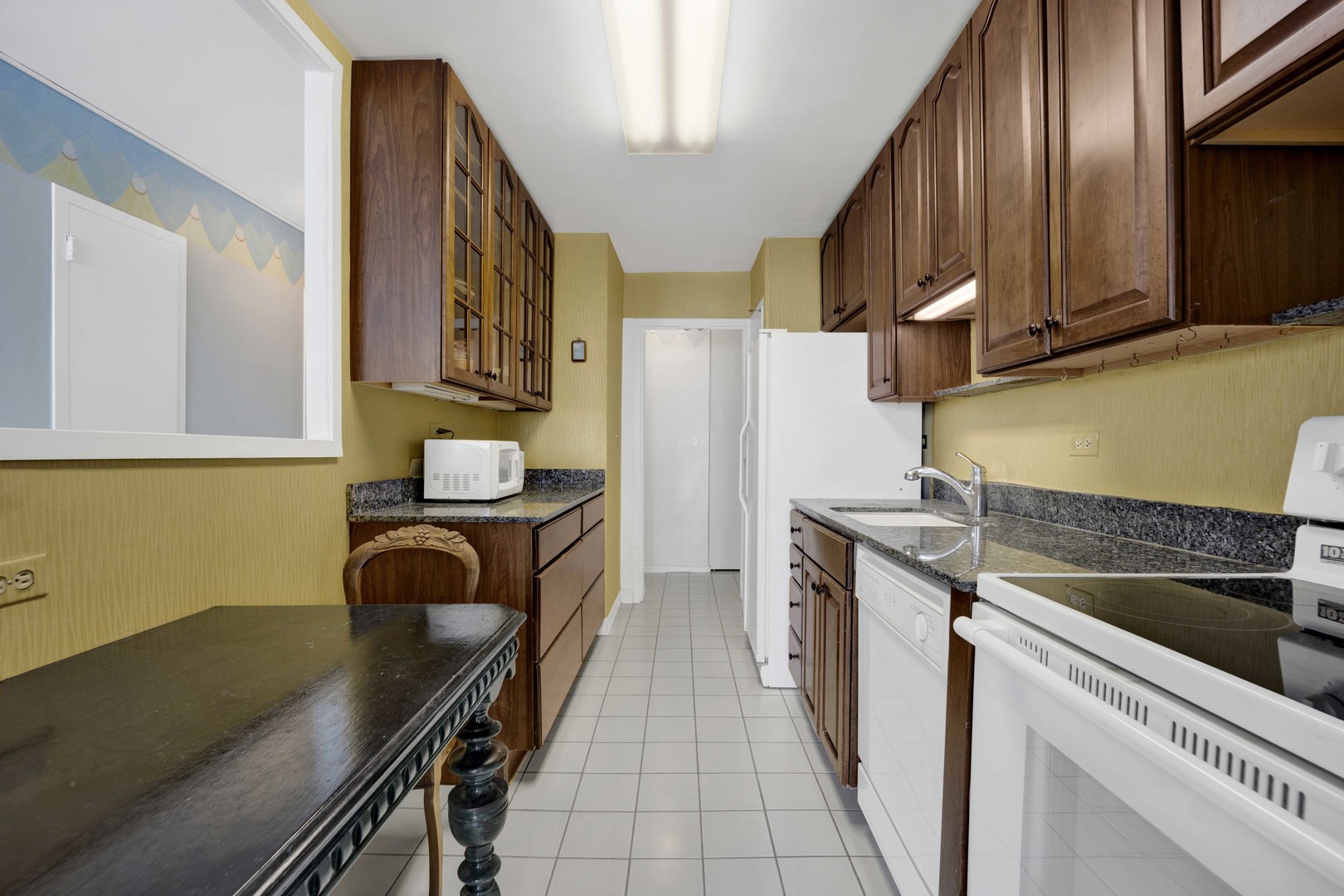 6301 N Sheridan Road #14L, Chicago, IL 60660