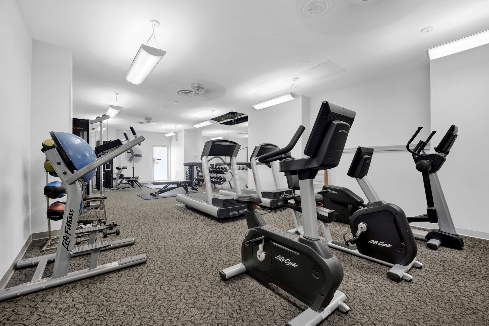 6301 N Sheridan Road #14L, Chicago, IL 60660