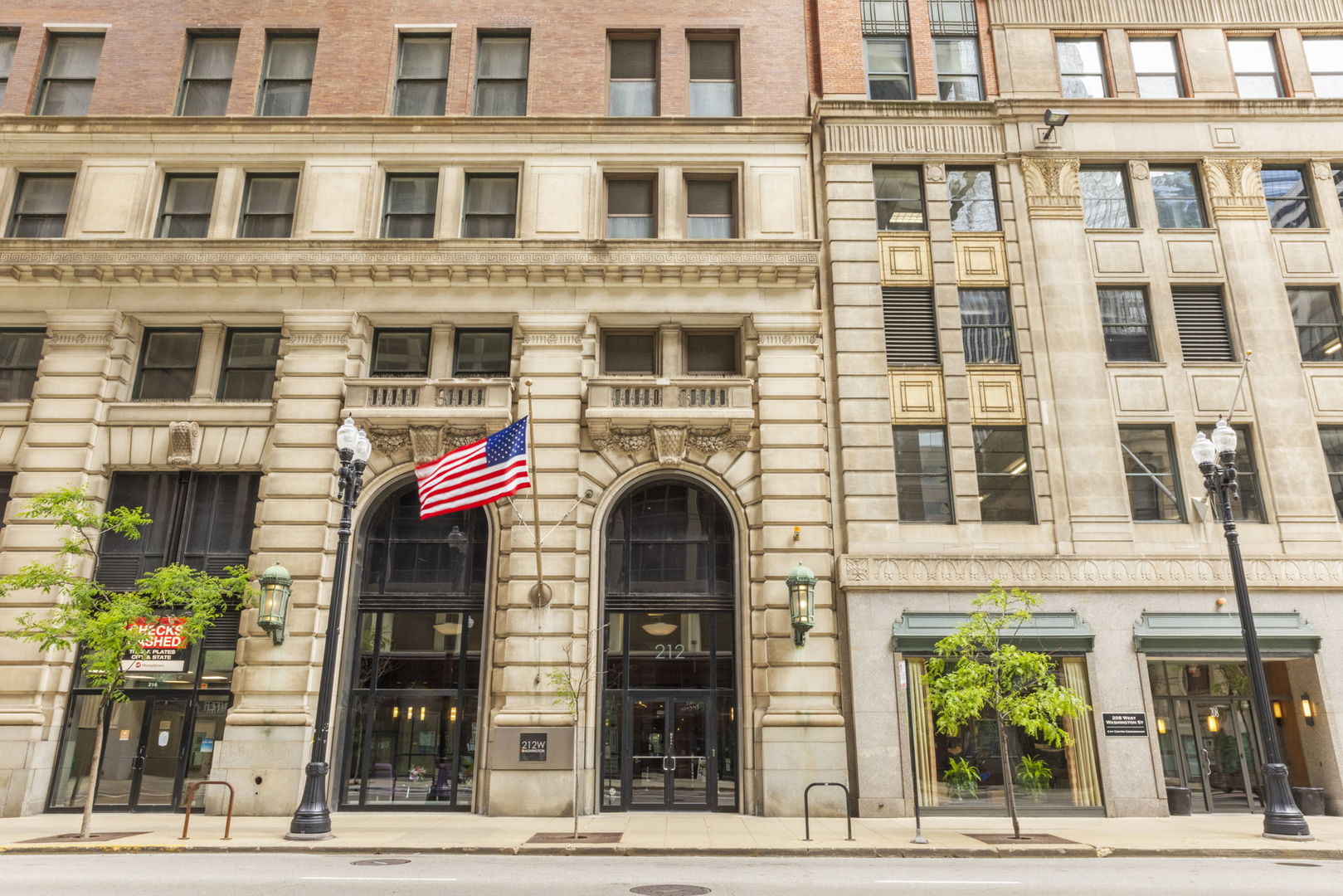 212 W Washington Avenue #1508, Chicago, IL 60606