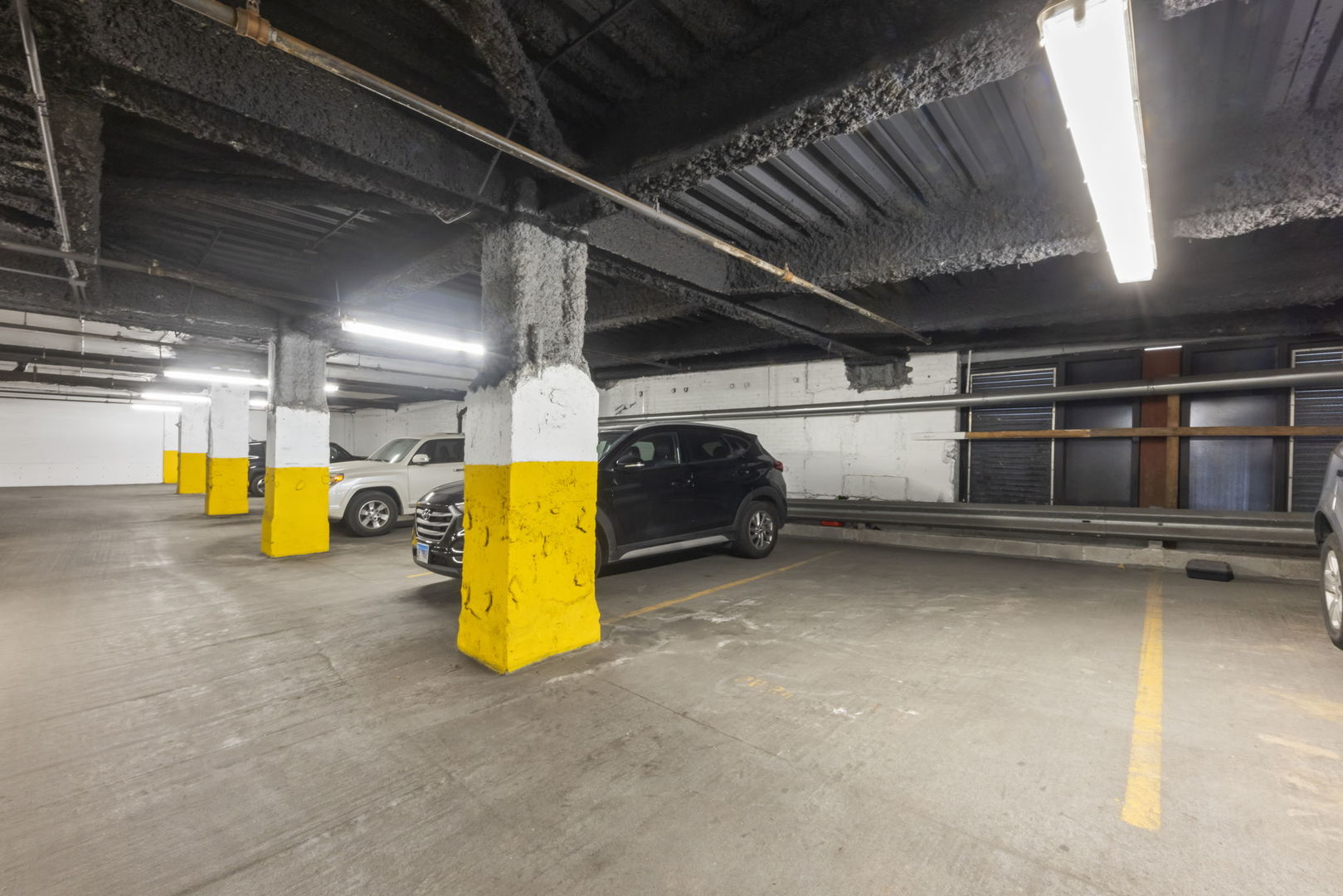 212 W Washington Avenue #1508, Chicago, IL 60606
