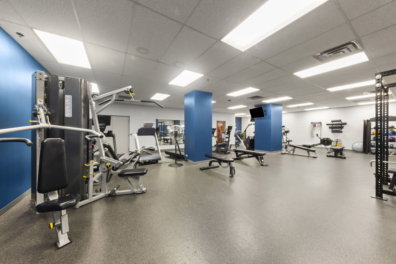 212 W Washington Avenue #1508, Chicago, IL 60606