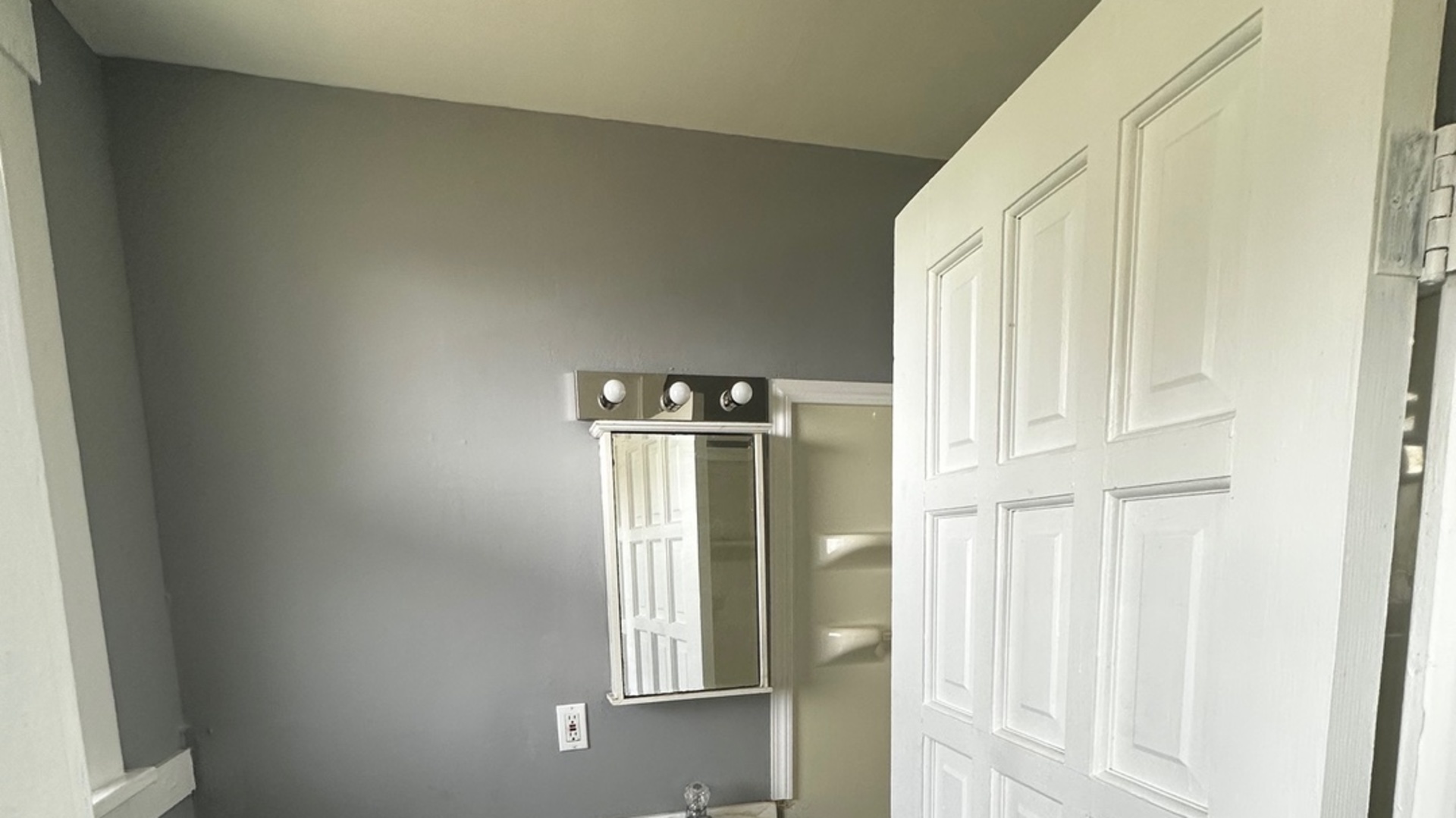 1819 W 3rd Street, Davenport, IA 52802