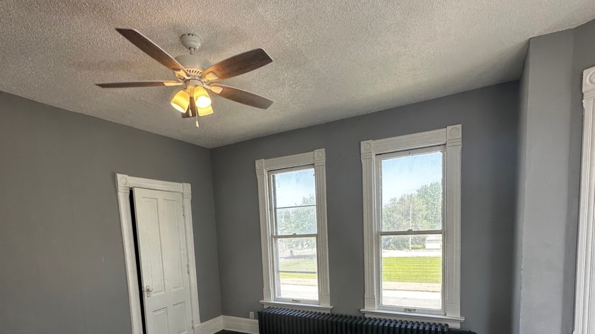 1819 W 3rd Street, Davenport, IA 52802