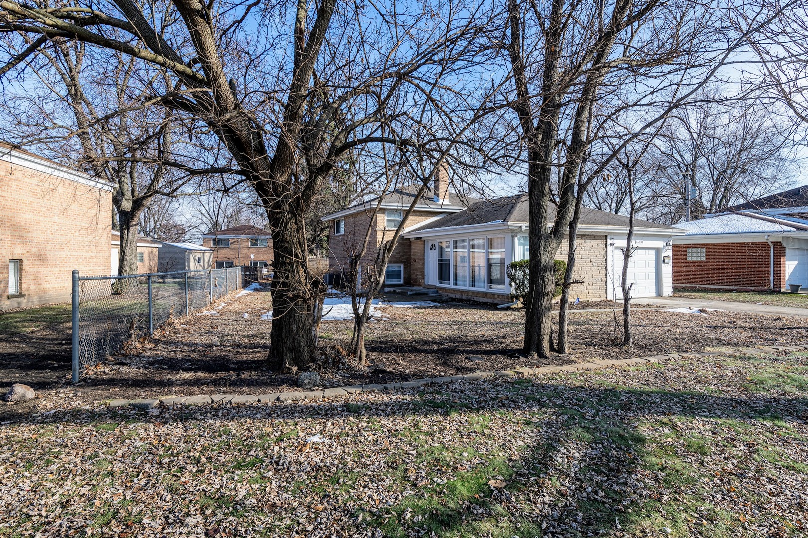 16039 Marion Drive, South Holland, IL 60473
