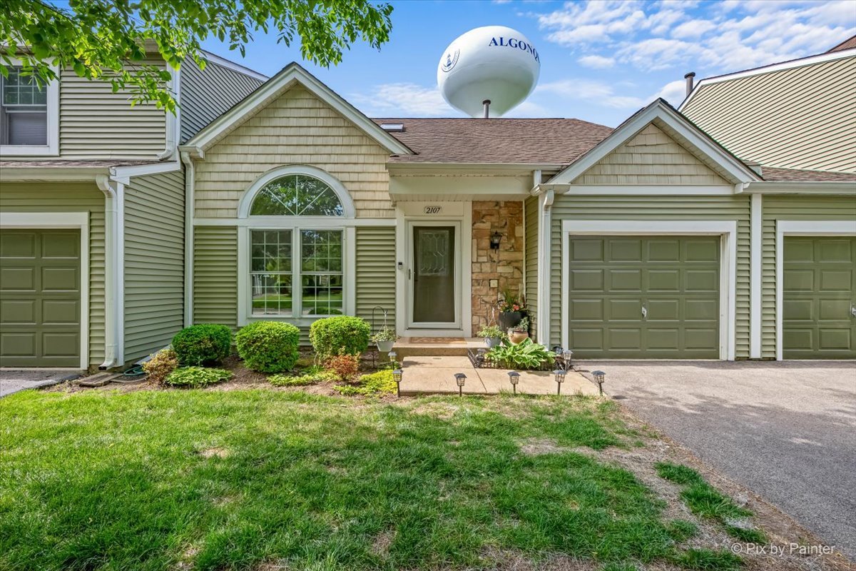 2107 Teton Parkway, Algonquin, IL 60102