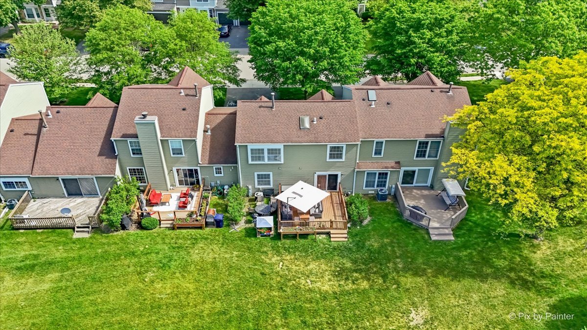 2107 Teton Parkway, Algonquin, IL 60102