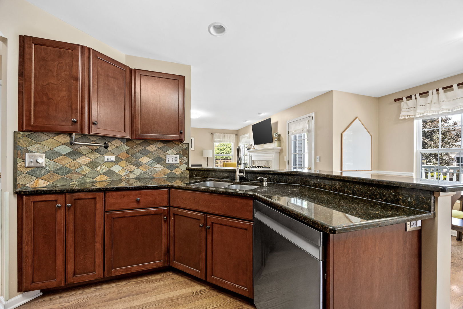 3415 Rosecroft Lane, Naperville, IL 60564