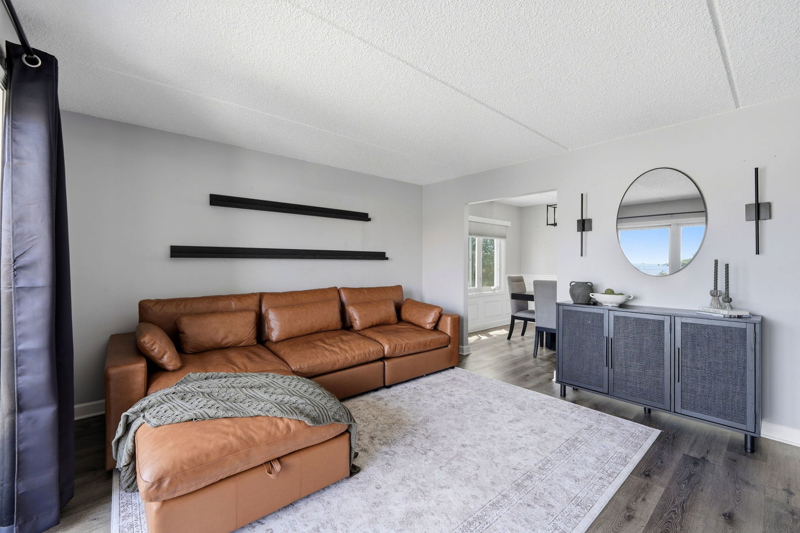 4100 N Neenah Avenue #201N, Chicago, IL 60634