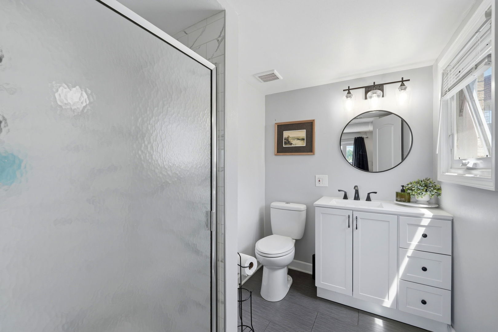 4100 N Neenah Avenue #201N, Chicago, IL 60634