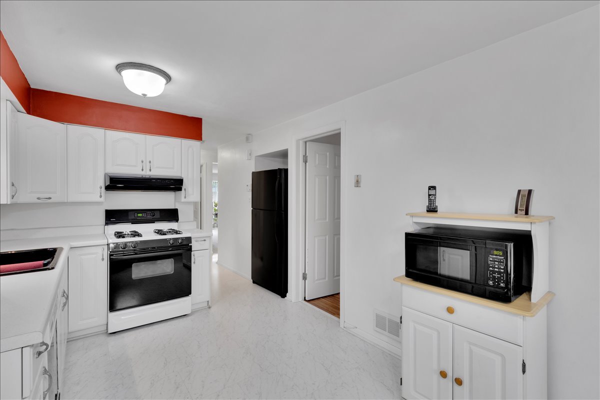 4317 S Keating Avenue, Chicago, IL 60632