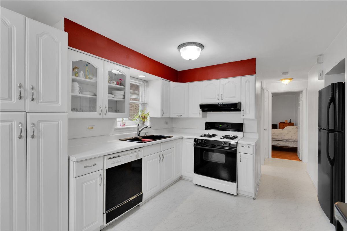 4317 S Keating Avenue, Chicago, IL 60632