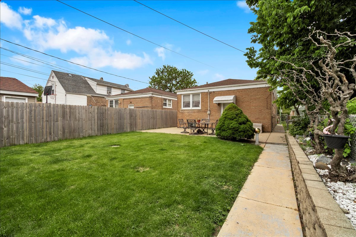 4317 S Keating Avenue, Chicago, IL 60632