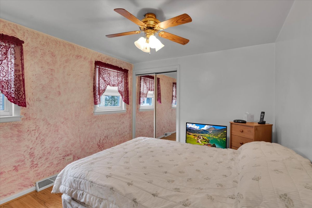 4317 S Keating Avenue, Chicago, IL 60632
