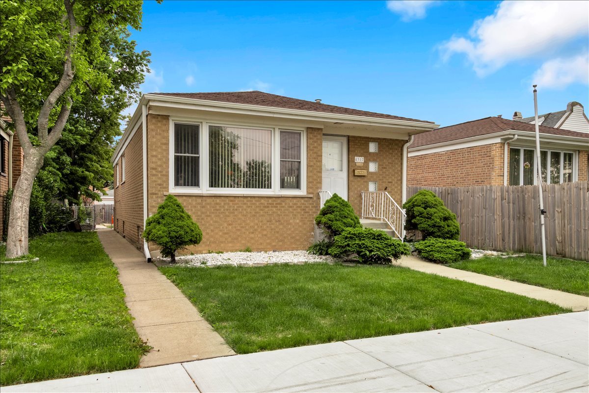 4317 S Keating Avenue, Chicago, IL 60632