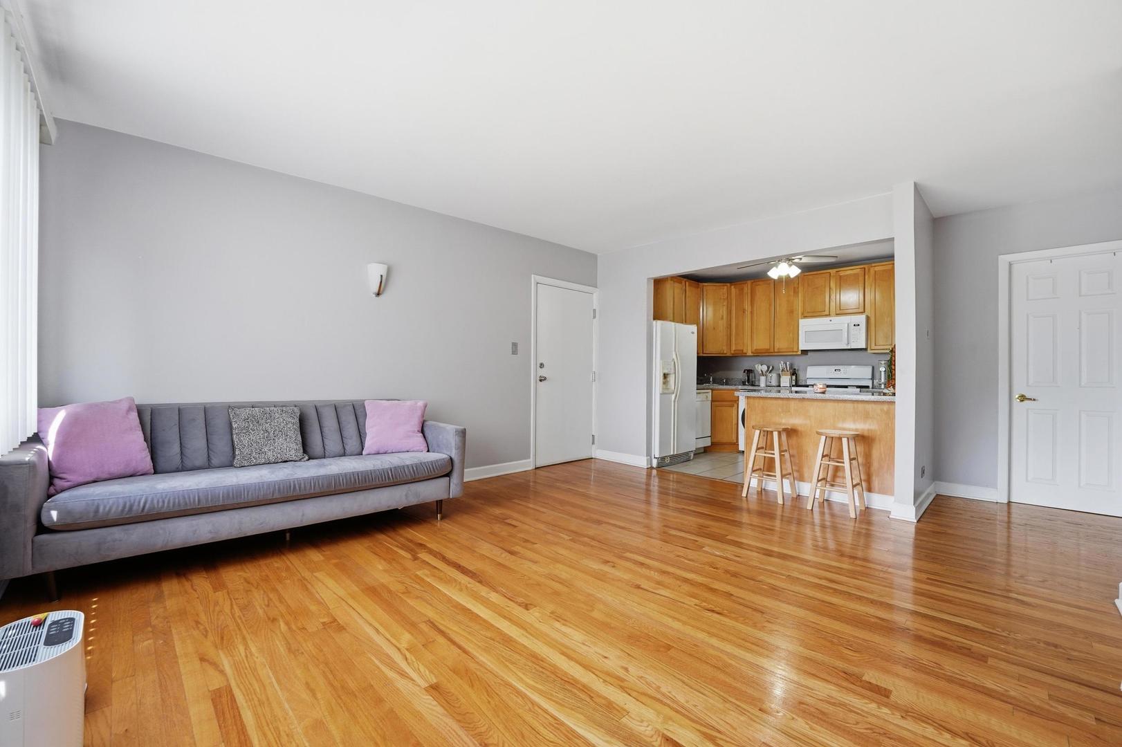 3846 25th Avenue #6, Schiller Park, IL 60176