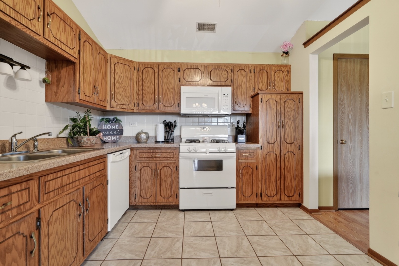 11111 Heritage Drive #3B, Palos Hills, IL 60465