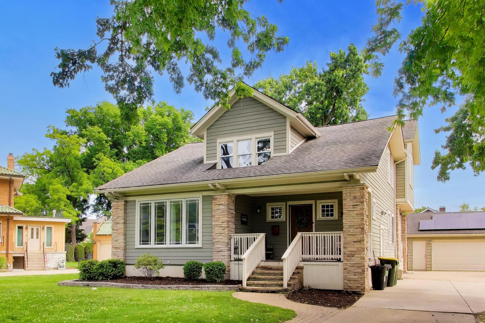 317 Olmsted Road, Riverside, IL 60546