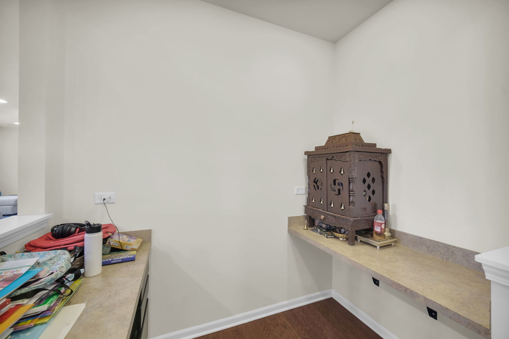 4255 FRASER Circle, Naperville, IL 60564