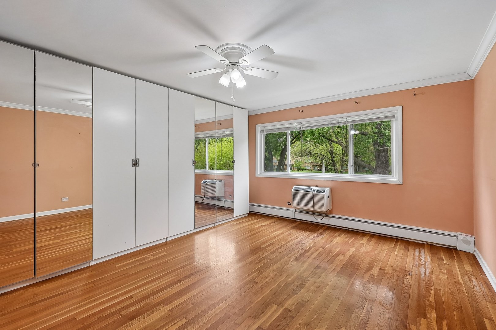 718 Dempster Street #G106, Mount Prospect, IL 60056