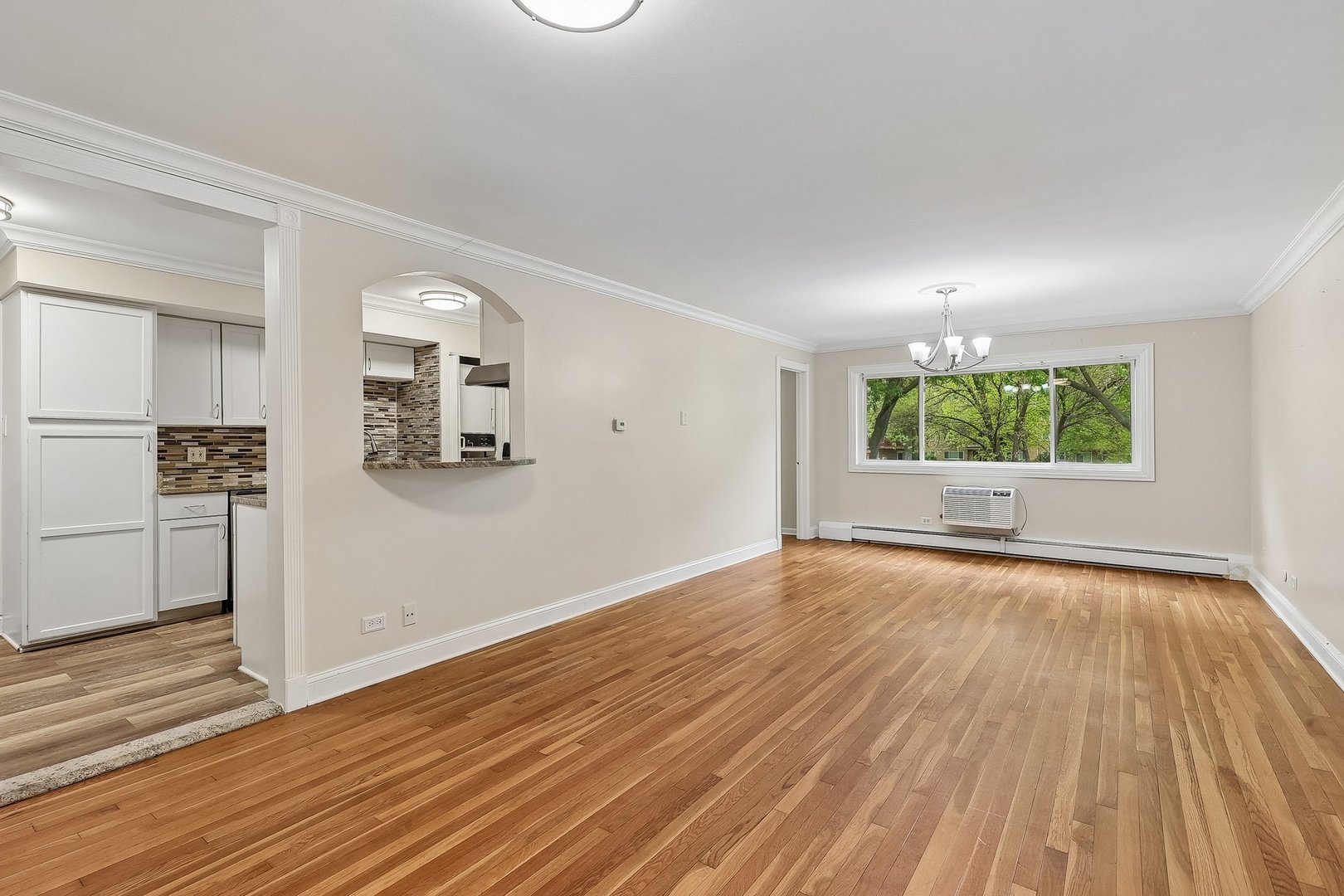 718 Dempster Street #G106, Mount Prospect, IL 60056