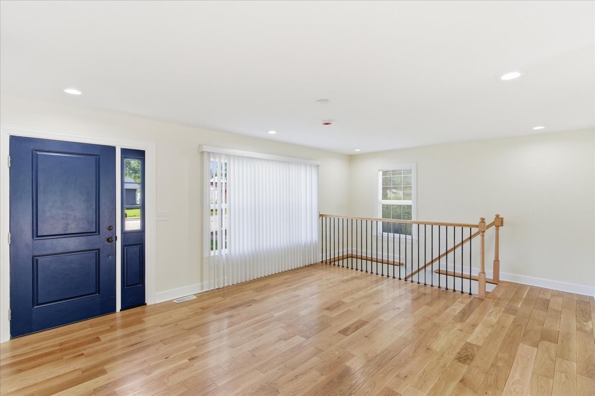 7307 E 1st Street, Sun River Terrace, IL 60964