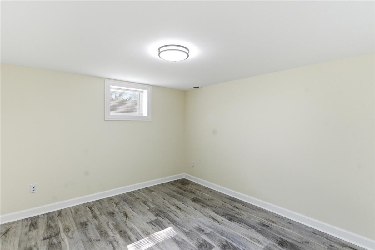 7307 E 1st Street, Sun River Terrace, IL 60964
