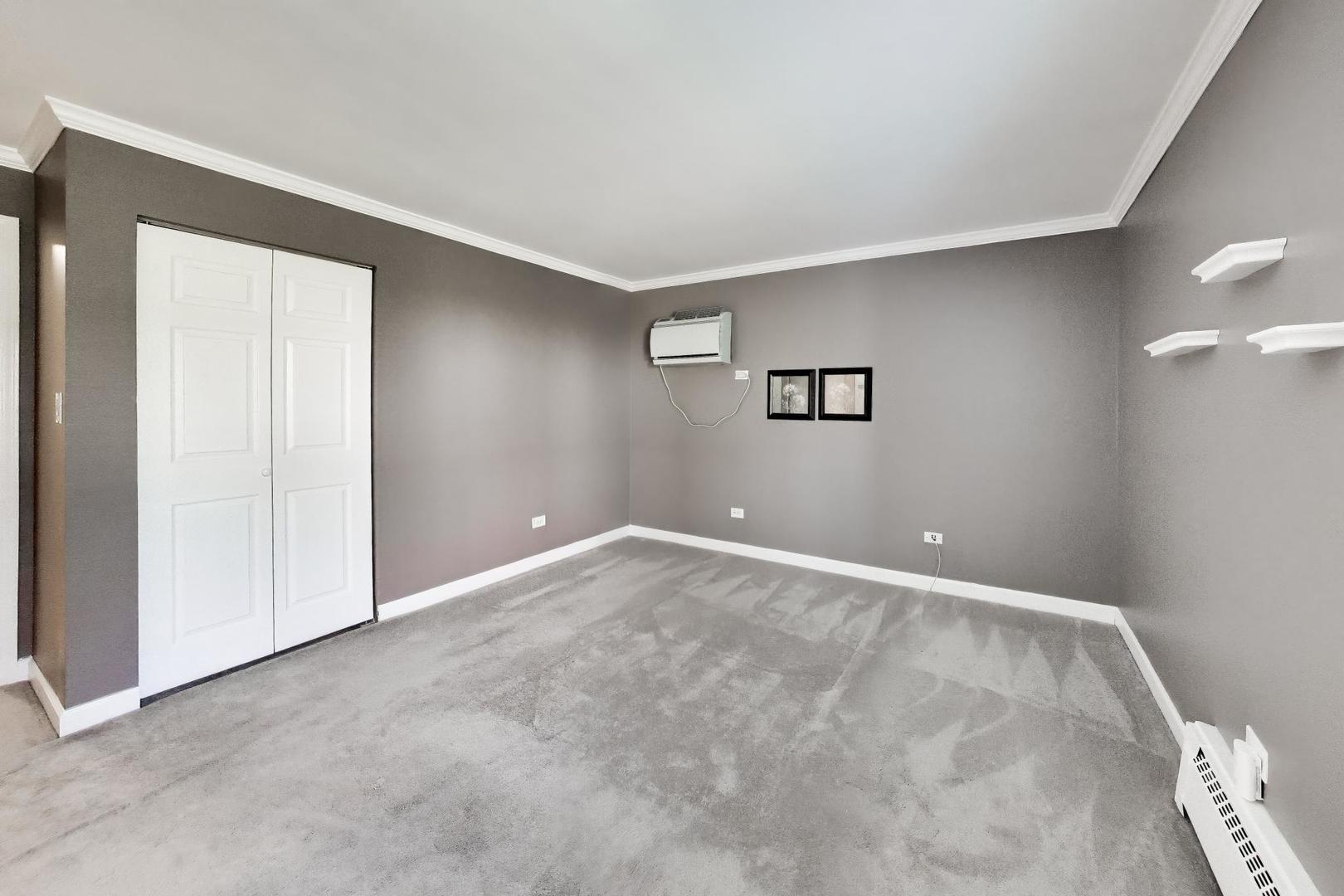 906 W Alleghany Drive #1B, Arlington Heights, IL 60004