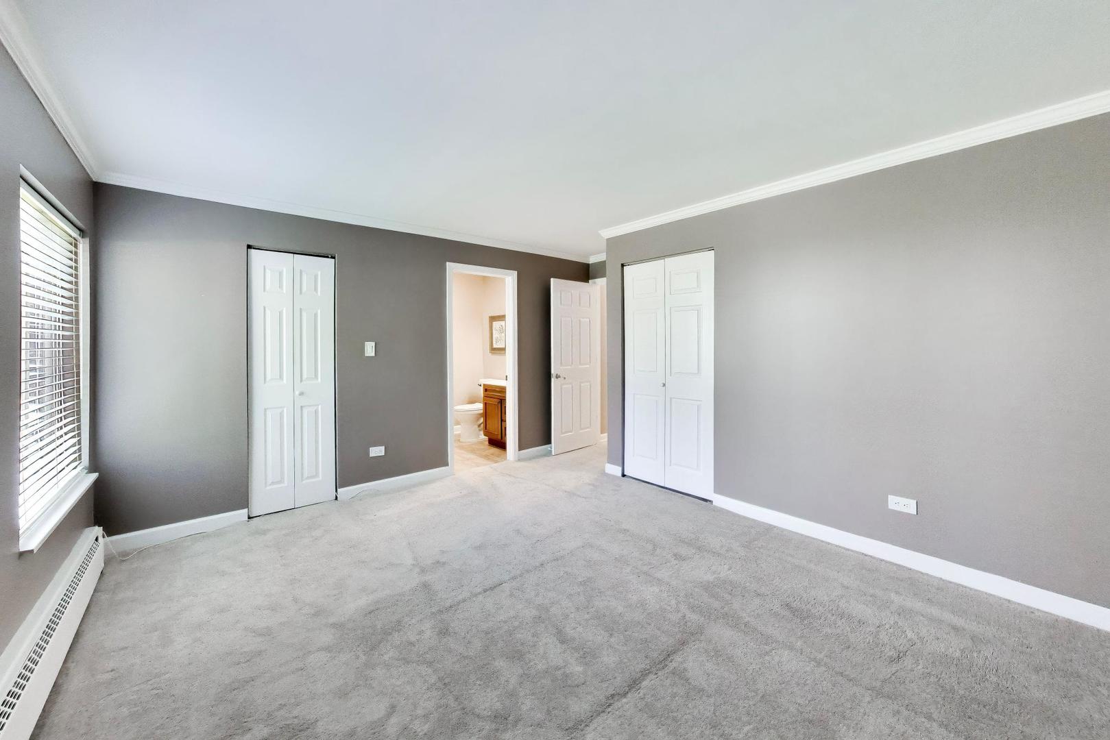 906 W Alleghany Drive #1B, Arlington Heights, IL 60004
