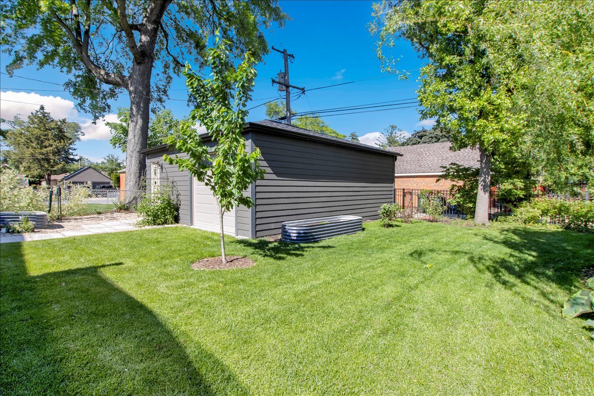1639 N 77th Court, Elmwood Park, IL 60707