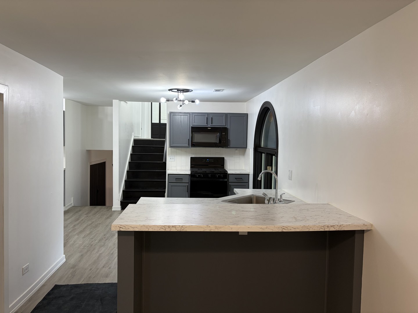 8365 W Lincoln Highway, Frankfort, IL 60423