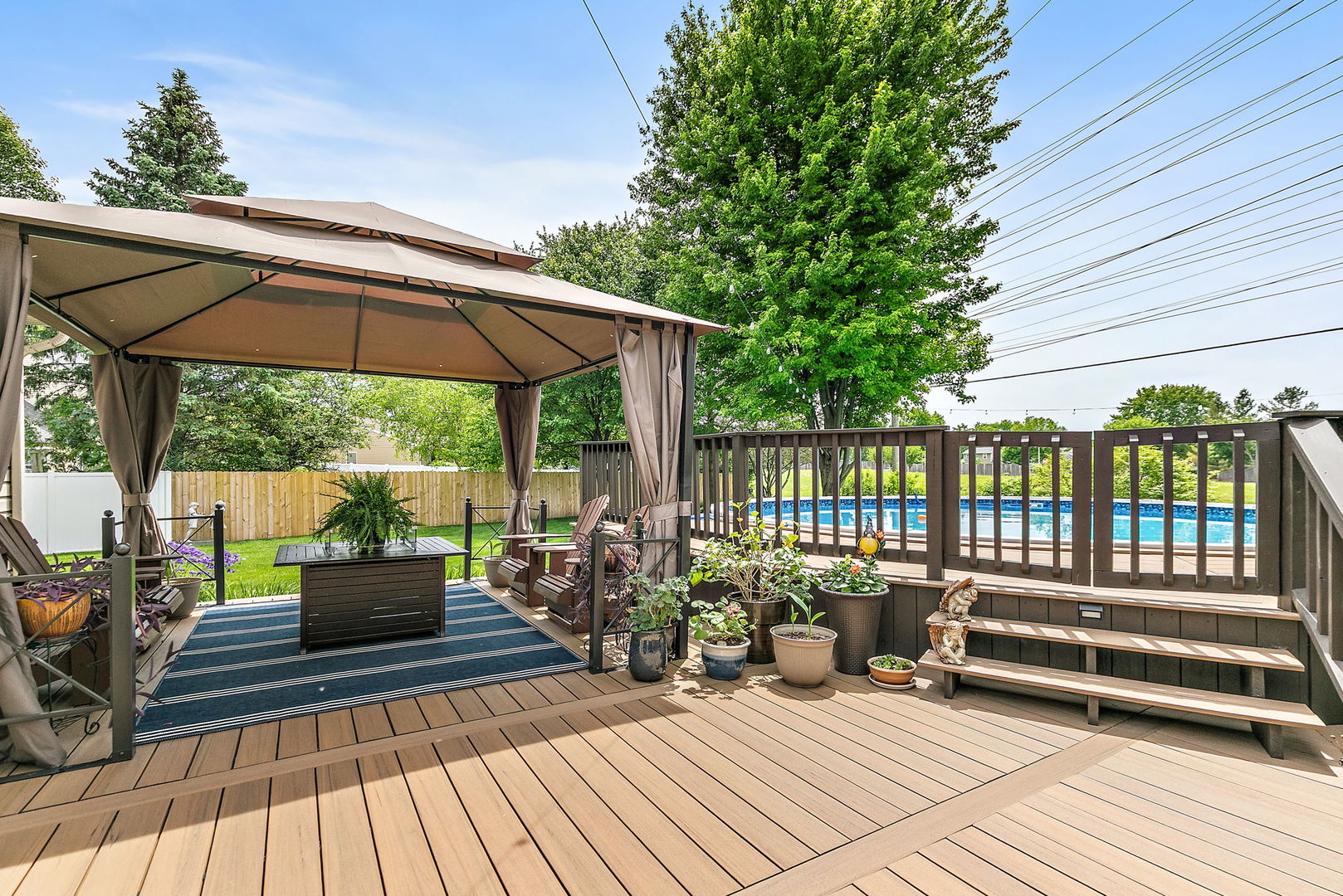 204 Dickens Trail, Elgin, IL 60120