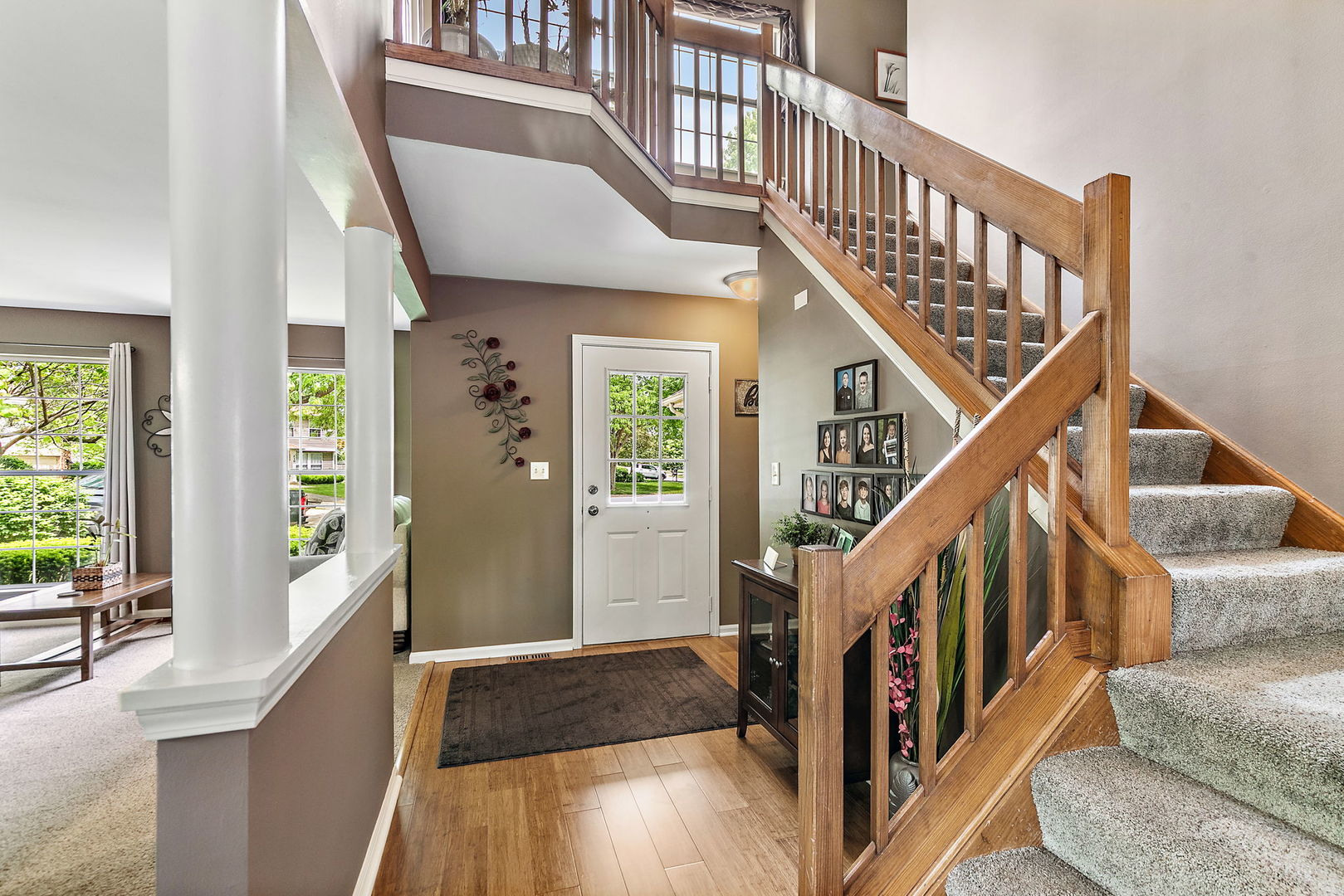 204 Dickens Trail, Elgin, IL 60120