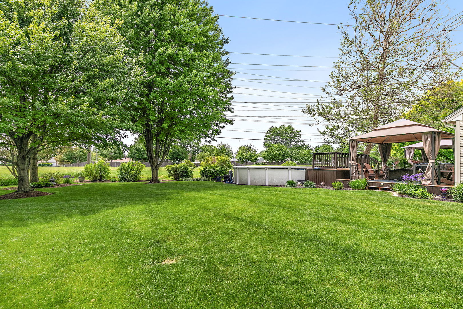 204 Dickens Trail, Elgin, IL 60120
