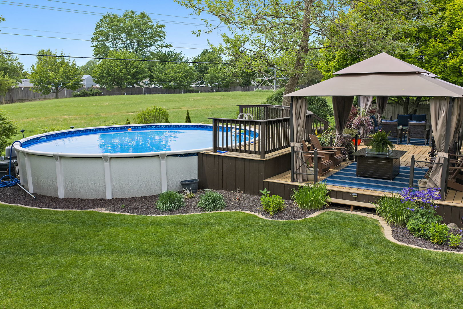 204 Dickens Trail, Elgin, IL 60120