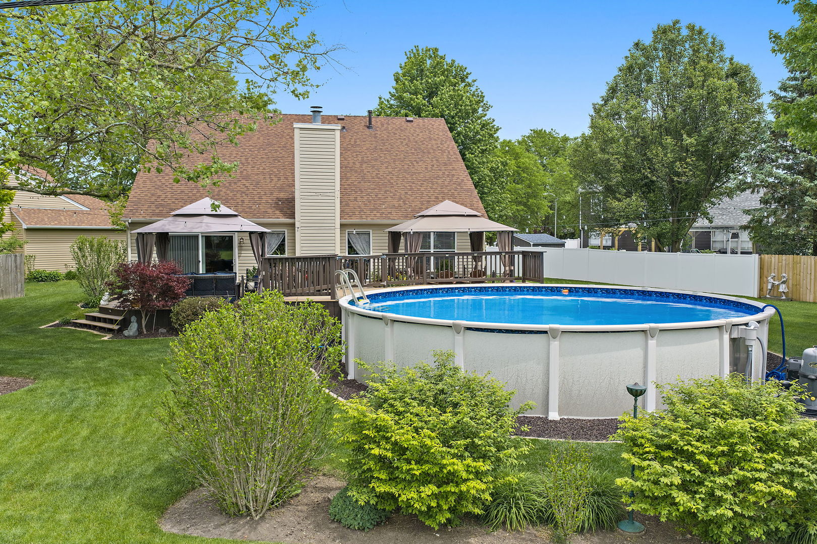 204 Dickens Trail, Elgin, IL 60120