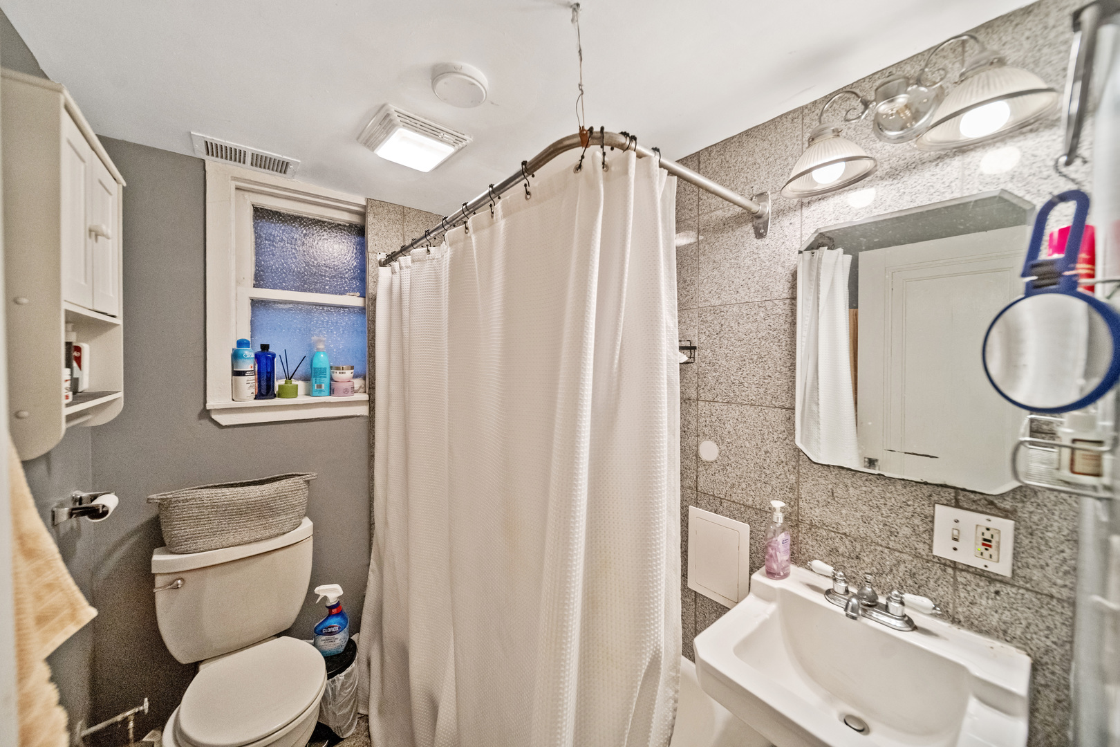 1448 W George Street, Chicago, IL 60657
