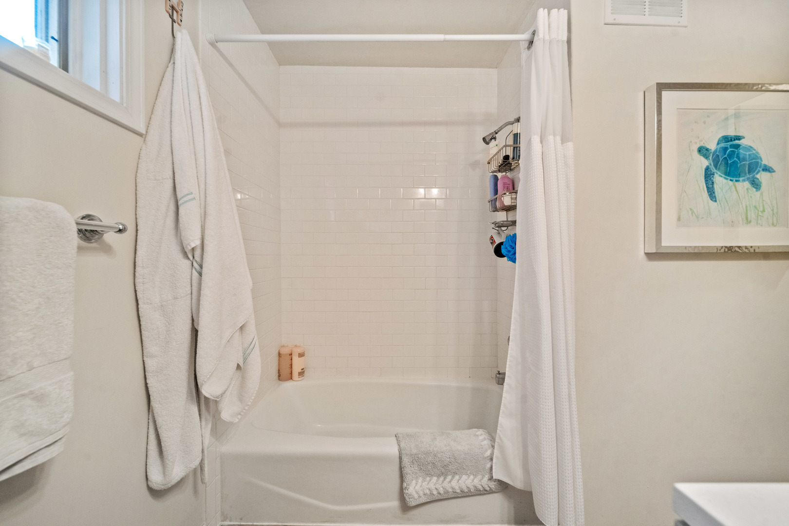 1448 W George Street, Chicago, IL 60657