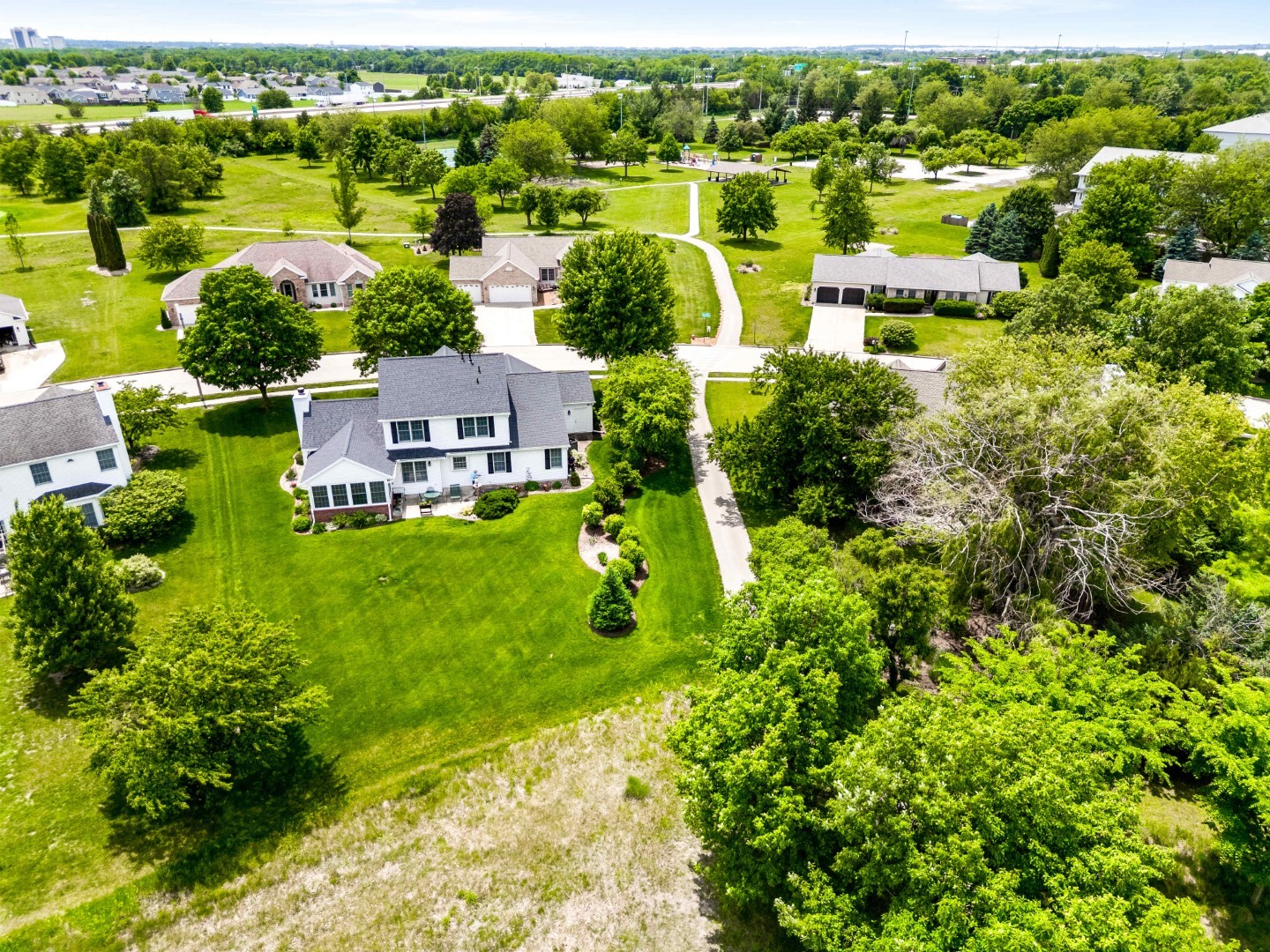 300 Whispering Pines Cc Lane, Normal, IL 61761