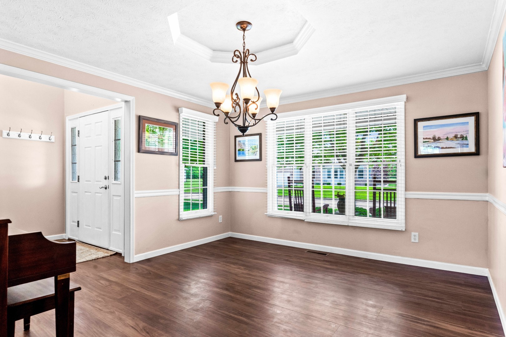 300 Whispering Pines Cc Lane, Normal, IL 61761