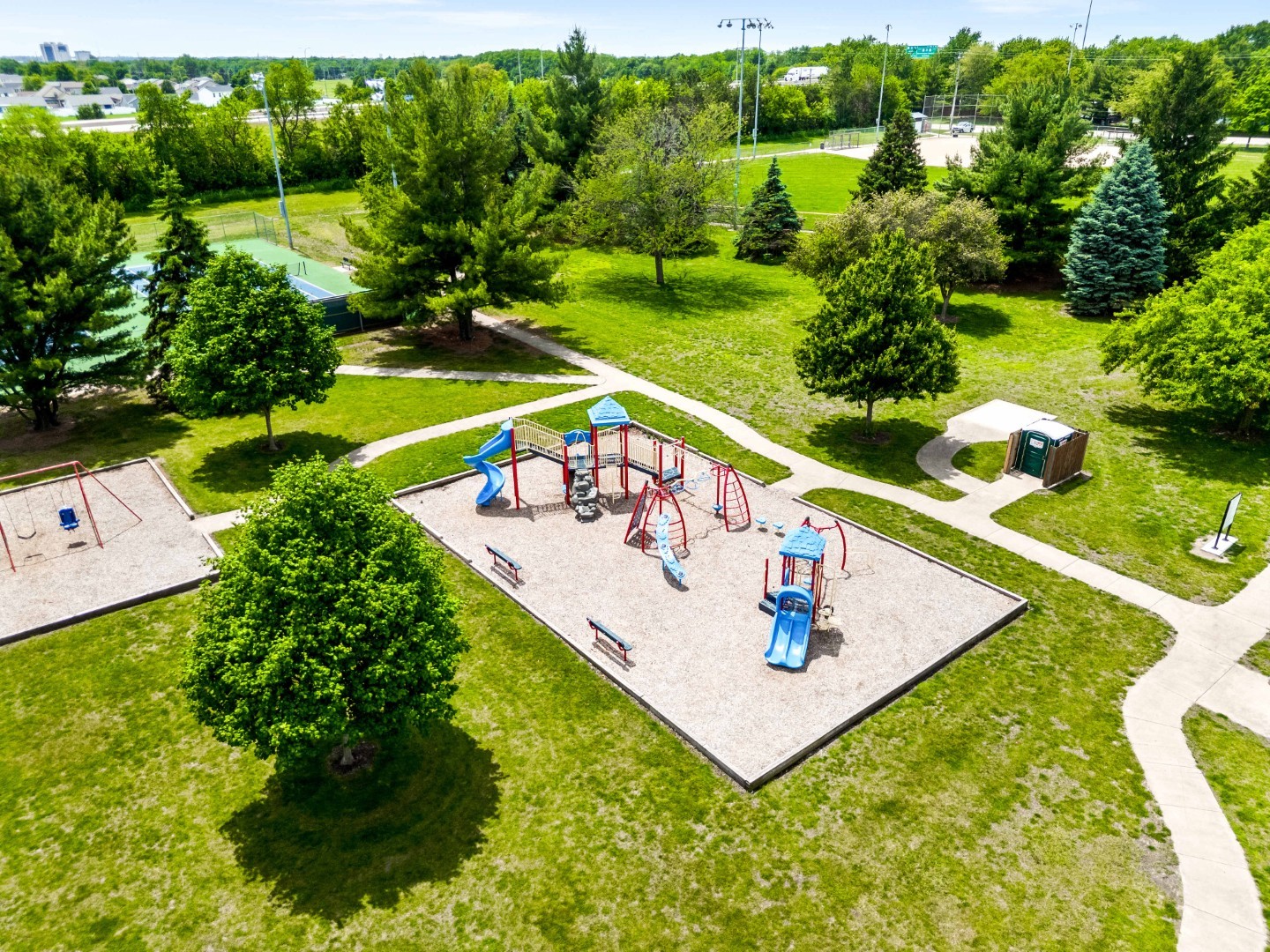 300 Whispering Pines Cc Lane, Normal, IL 61761