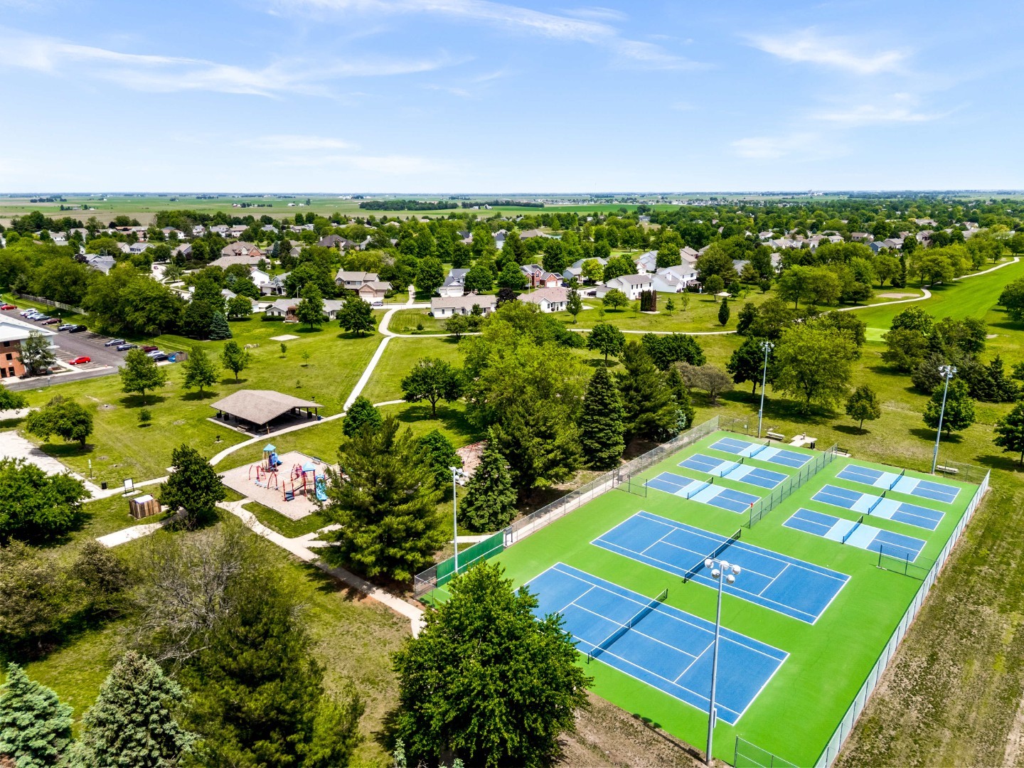 300 Whispering Pines Cc Lane, Normal, IL 61761