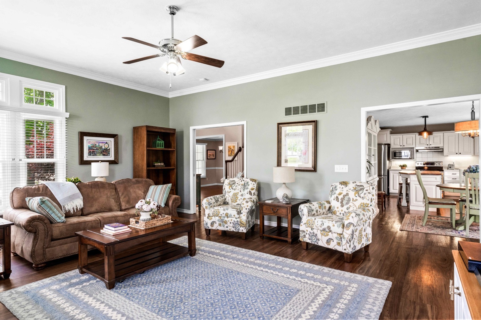 300 Whispering Pines Cc Lane, Normal, IL 61761