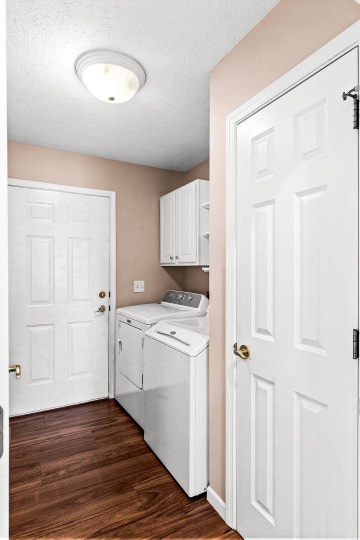 300 Whispering Pines Cc Lane, Normal, IL 61761
