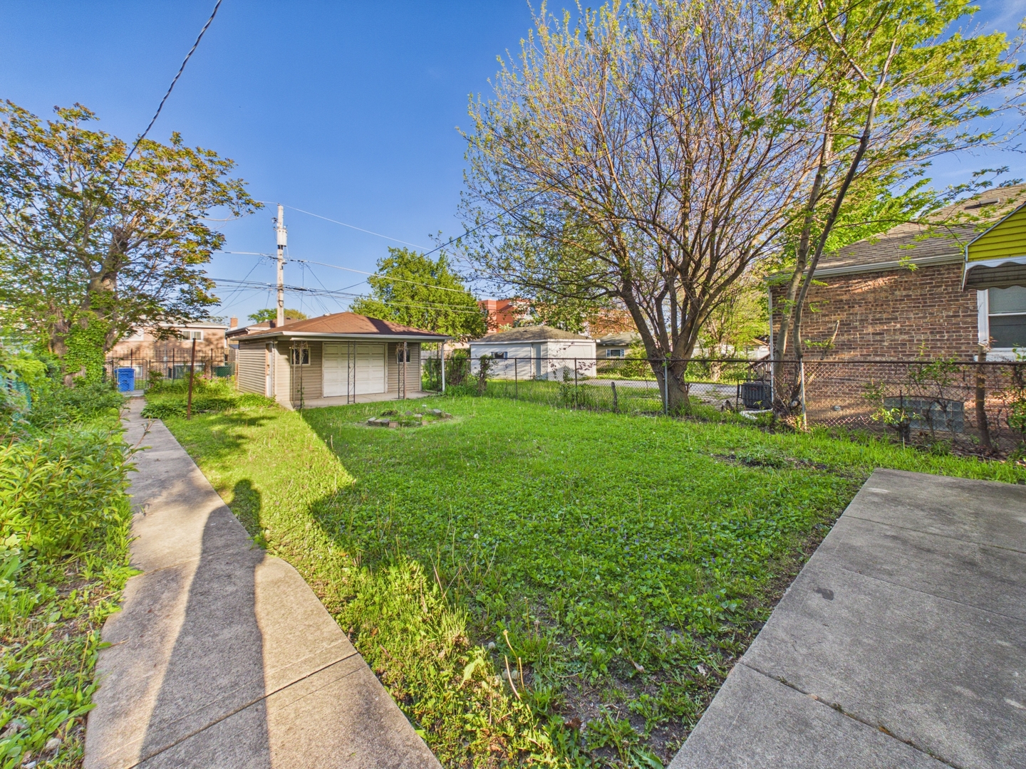10009 S Emerald Avenue, Chicago, IL 60628