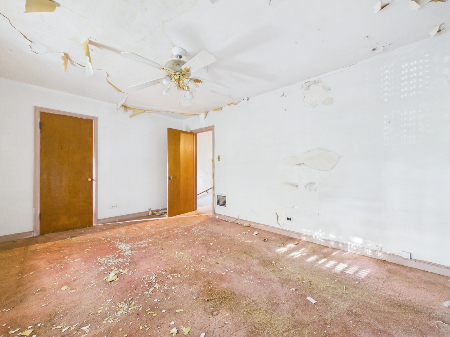 10009 S Emerald Avenue, Chicago, IL 60628