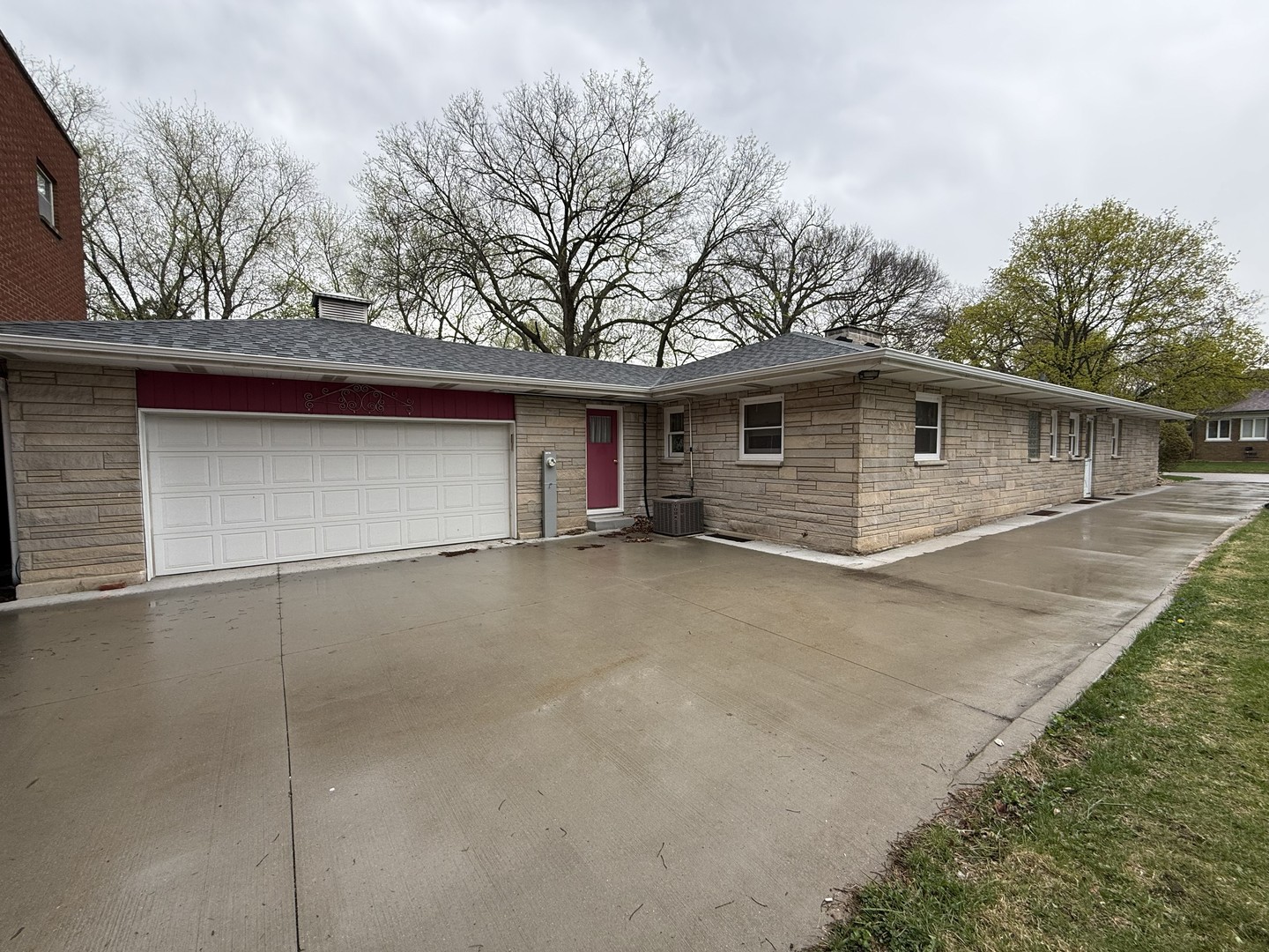 409 W Jefferson Street, Morris, IL 60450