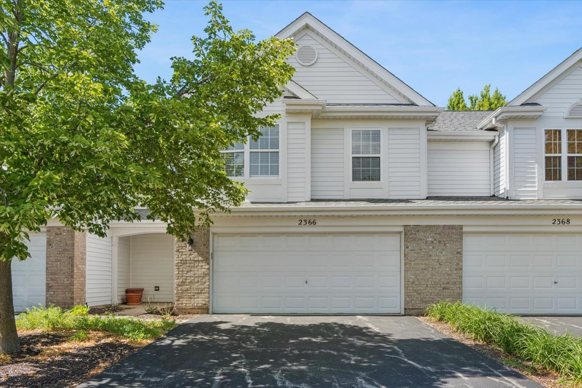 2366 Foxmoor Lane, Aurora, IL 60502